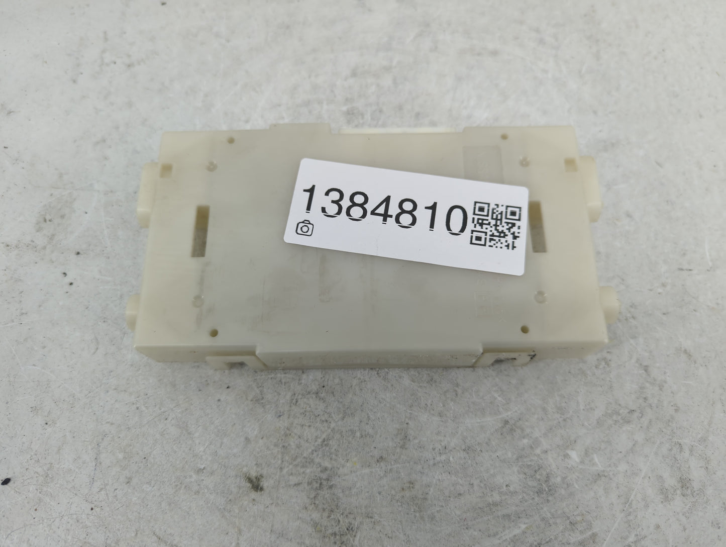 2014-2015 Nissan Pathfinder Radio AM FM Cd Player Receiver Replacement P/N:27760 3KA3A Fits Fits 2014 2015 OEM Used Auto Par
