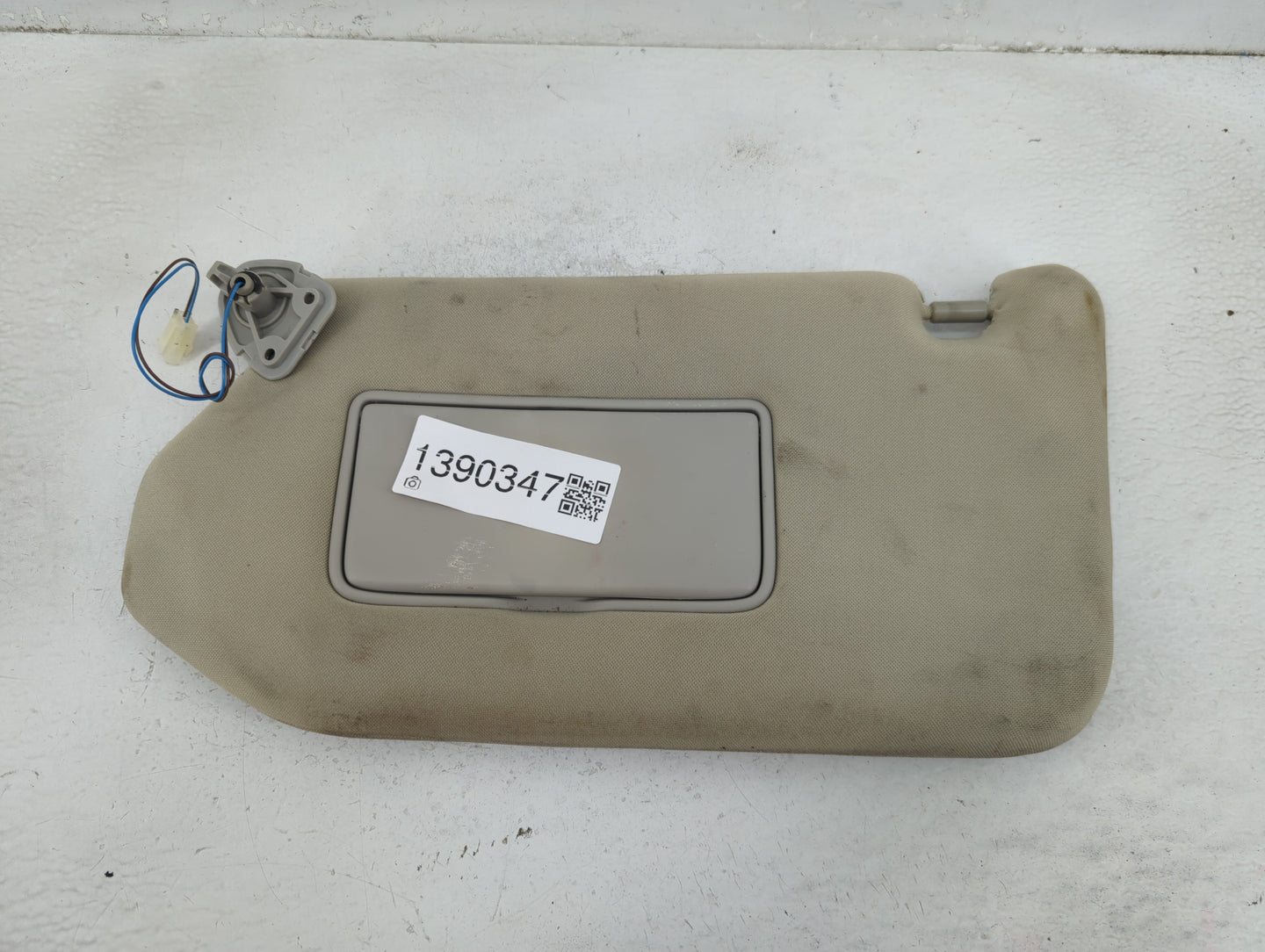 2013-2018 Nissan Pathfinder Sun Visor Shade Replacement Driver Left Mirror Fits Fits 2013 2014 2015 2016 2017 2018 OEM Used 