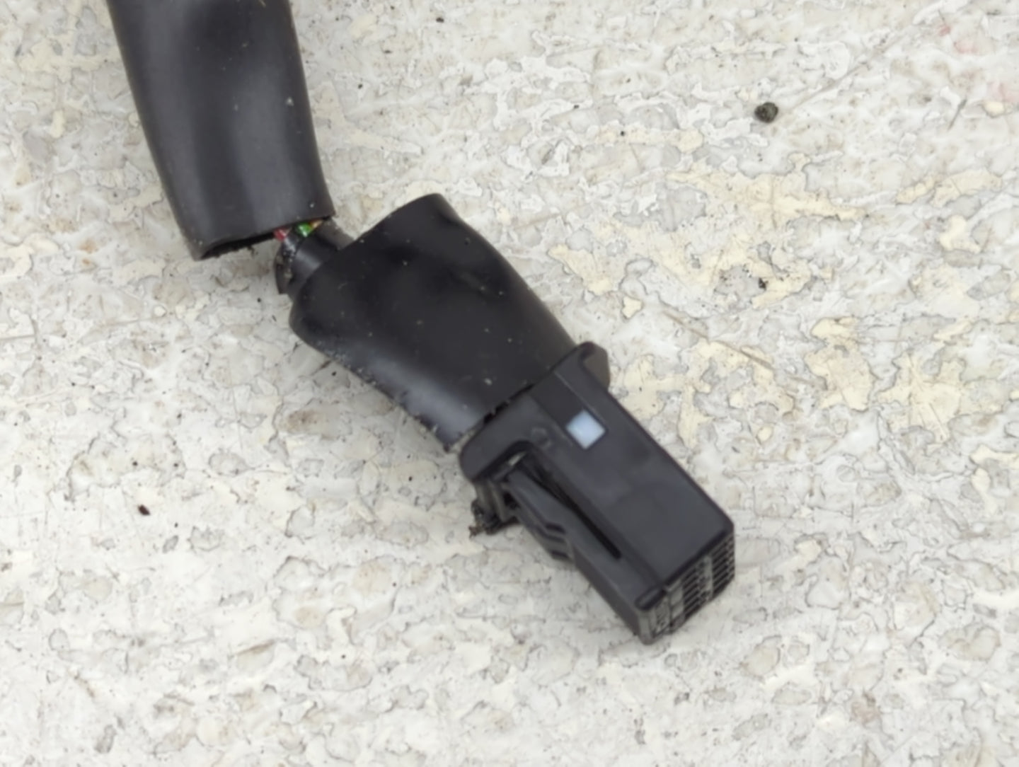 2013-2016 Nissan Pathfinder Driver Side View Mirror - Left Door Mirror OEM Used - Oemusedautoparts1.com
