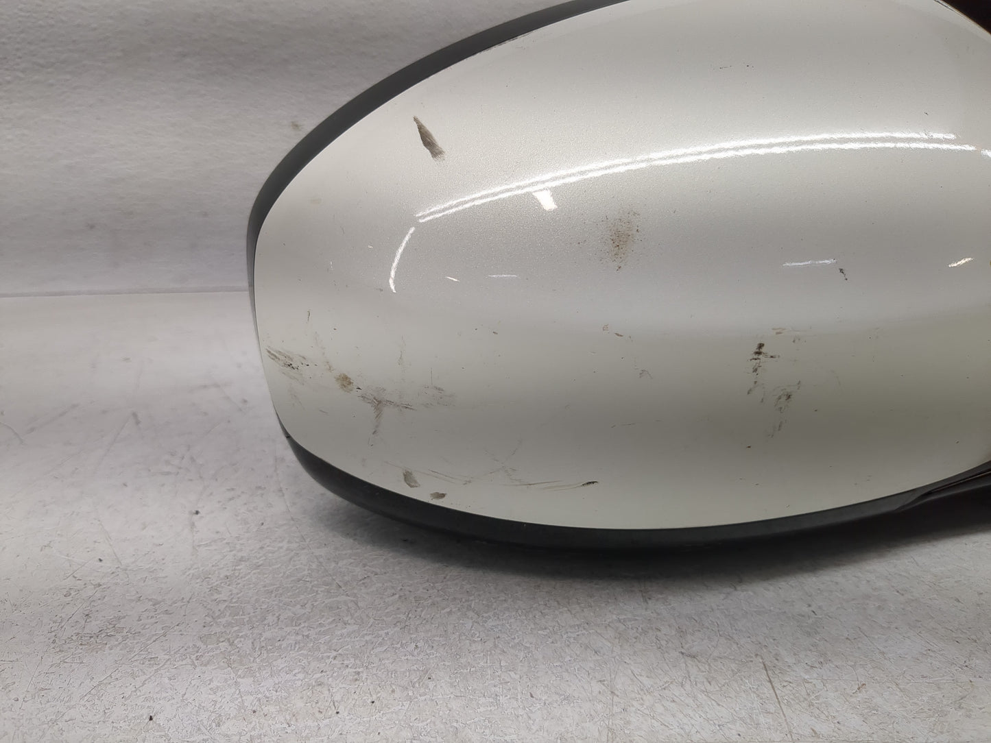 2013-2016 Nissan Pathfinder Passenger Side View Mirror - Right Door Mirror OEM Used - Oemusedautoparts1.com