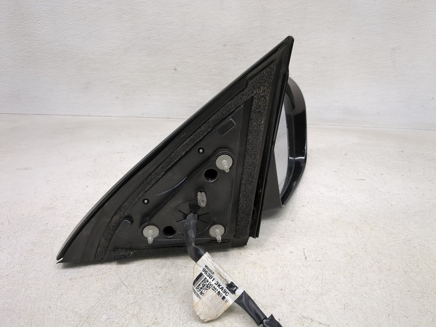 2013-2016 Nissan Pathfinder Passenger Side View Mirror - Right Door Mirror OEM Used - Oemusedautoparts1.com