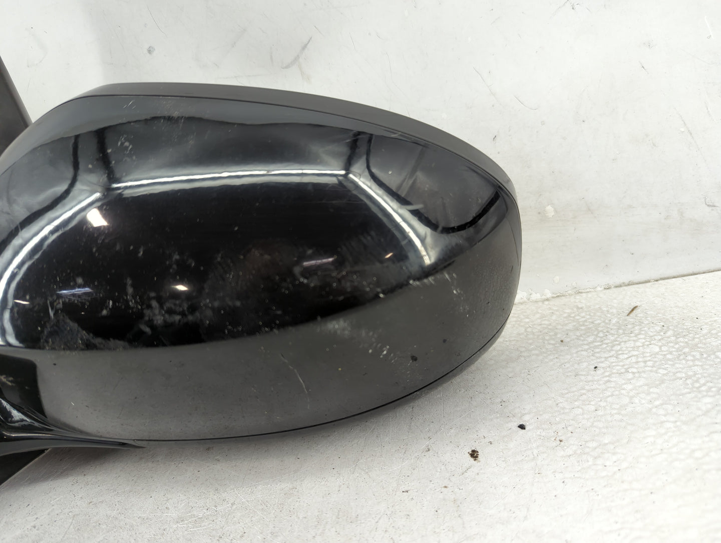 2013-2016 Nissan Pathfinder Driver Side View Mirror - Left Door Mirror OEM Used - Oemusedautoparts1.com