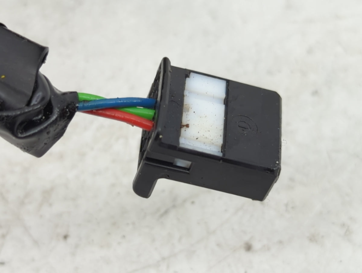 2013-2016 Nissan Pathfinder Driver Side View Mirror - Left Door Mirror OEM Used - Oemusedautoparts1.com