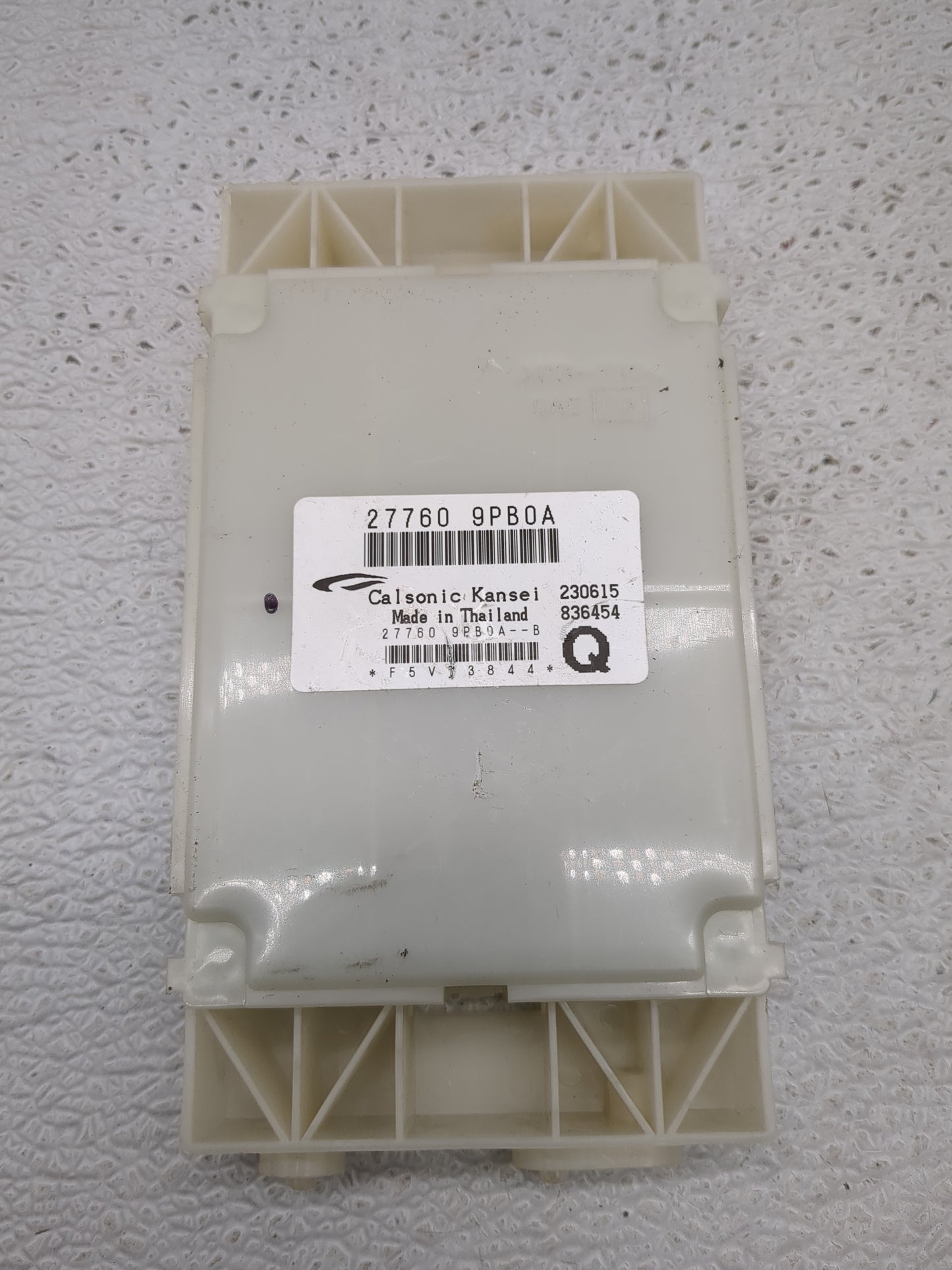 2014-2014 Nissan Pathfinder Temperature Control Module 27760-9pb0a - Oemusedautoparts1.com