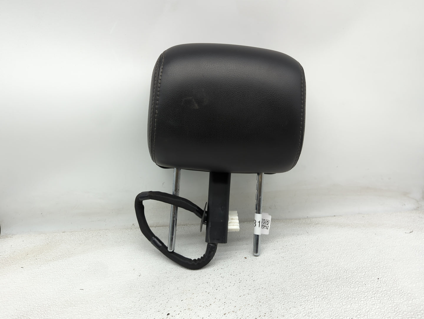 2014 Nissan Pathfinder Headrest Head Rest Front Driver Seat Black - Oemusedautoparts1.com