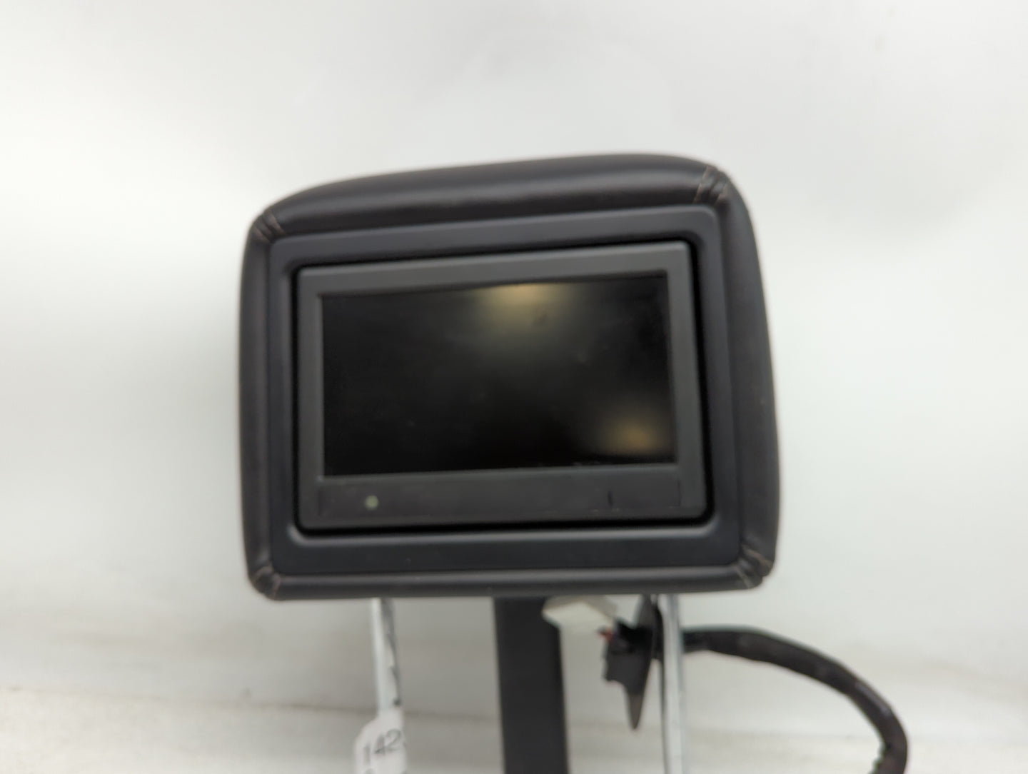 2014-2014 Nissan Pathfinder Headrest Head Rest Front Driver Seat Black - Oemusedautoparts1.com