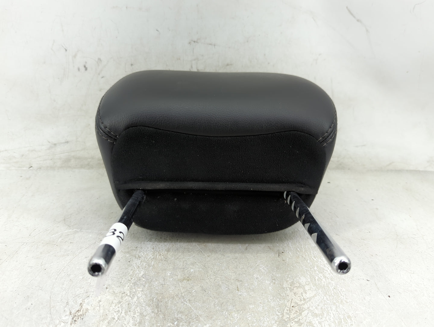 2014-2016 Nissan Pathfinder Headrest Head Rest Front Driver Passenger Seat Fits Fits 2014 2015 2016 OEM Used Auto Parts - Oe