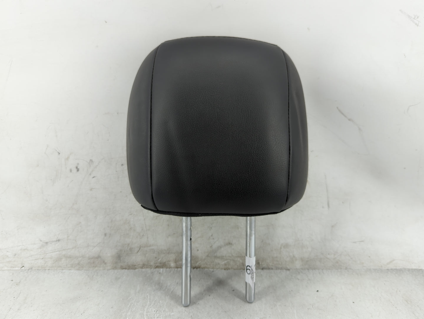 2014 Nissan Pathfinder Headrest Head Rest Rear Center Seat Fits OEM Used Auto Parts - Oemusedautoparts1.com