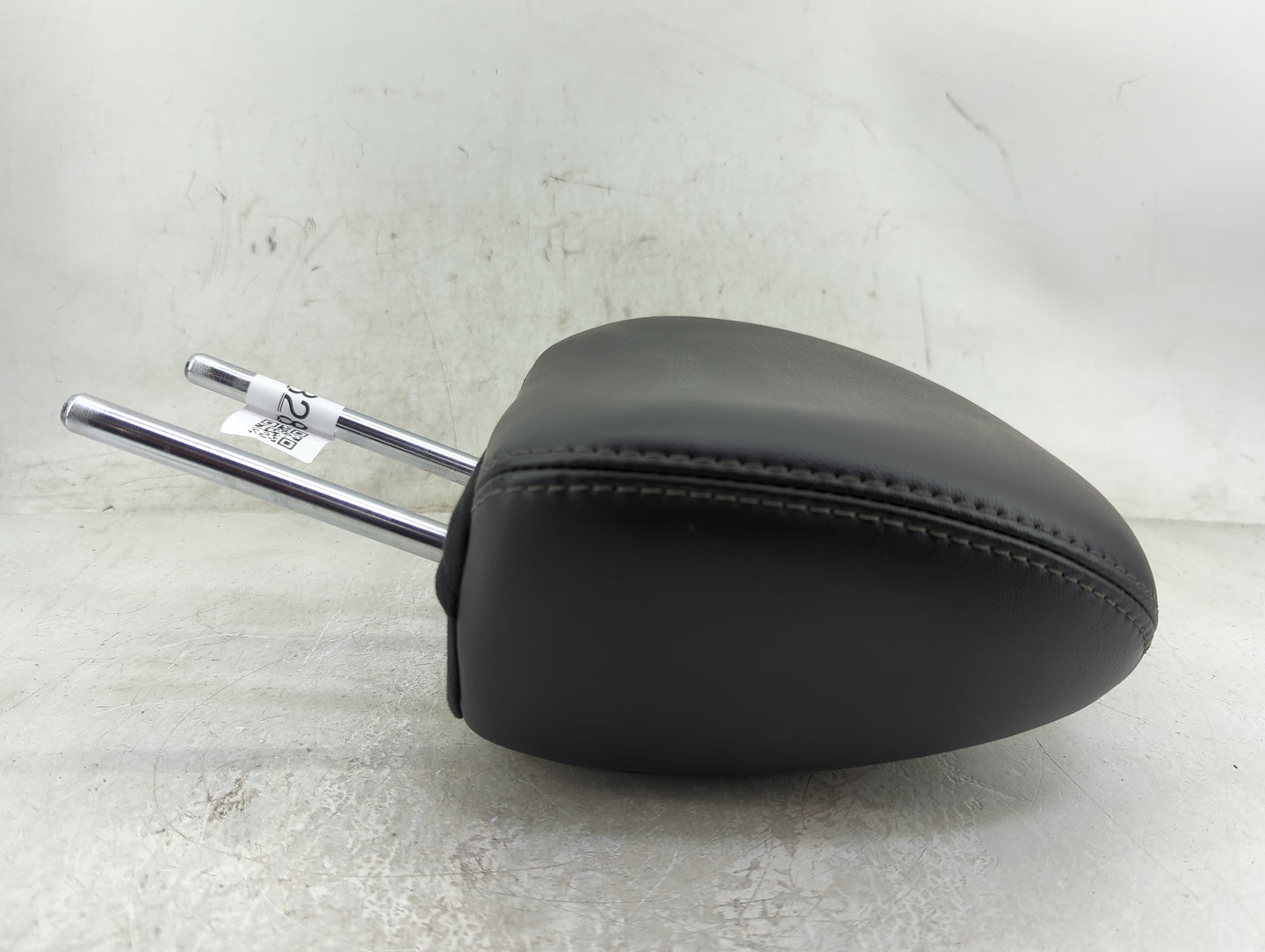 2014 Nissan Pathfinder Headrest Head Rest Rear Center Seat Fits OEM Used Auto Parts - Oemusedautoparts1.com