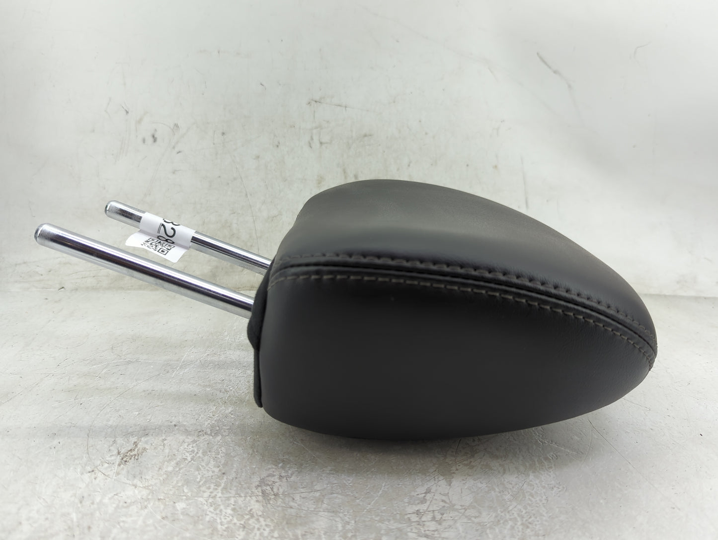 2014 Nissan Pathfinder Headrest Head Rest Rear Center Seat Fits OEM Used Auto Parts - Oemusedautoparts1.com