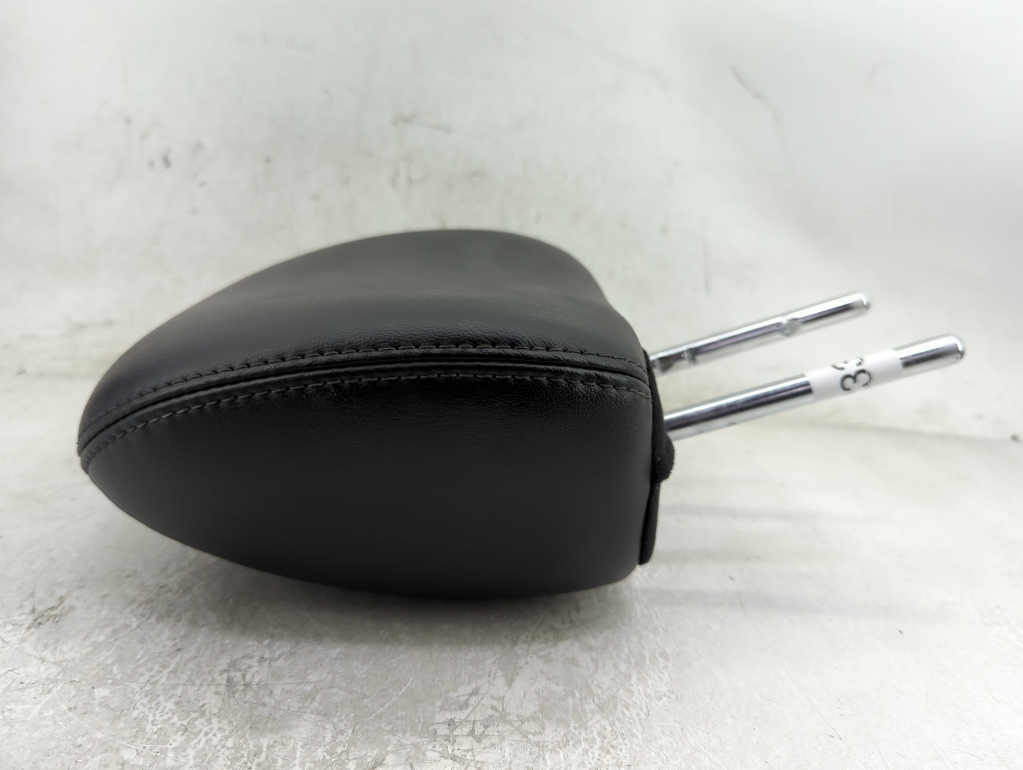 2014 Nissan Pathfinder Headrest Head Rest Rear Center Seat Fits OEM Used Auto Parts - Oemusedautoparts1.com