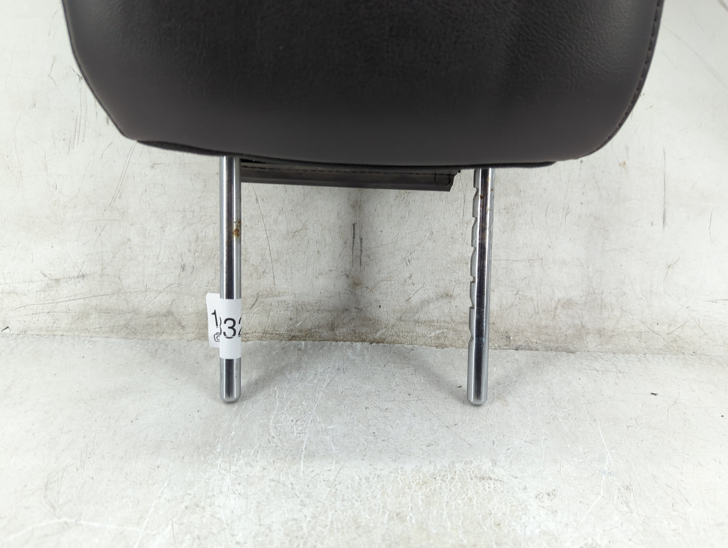 2014 Nissan Pathfinder Headrest Head Rest Front Driver Passenger Seat Fits OEM Used Auto Parts - Oemusedautoparts1.com