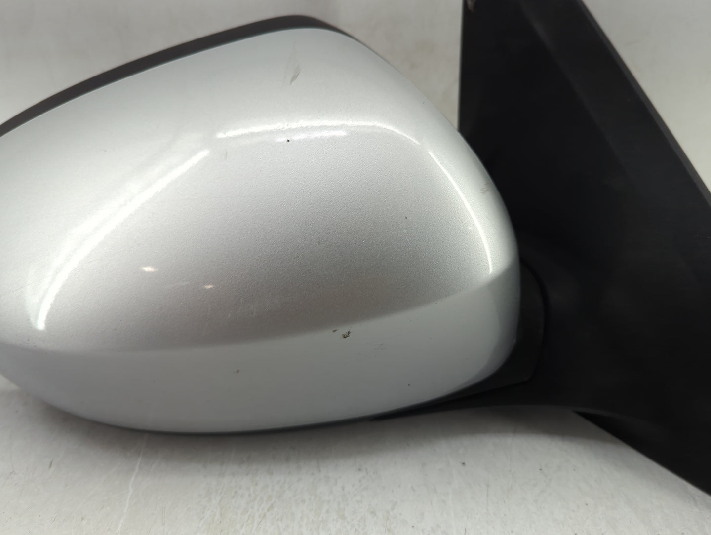 2013-2016 Nissan Pathfinder Passenger Side View Mirror - Right Door Mirror OEM Used - Oemusedautoparts1.com