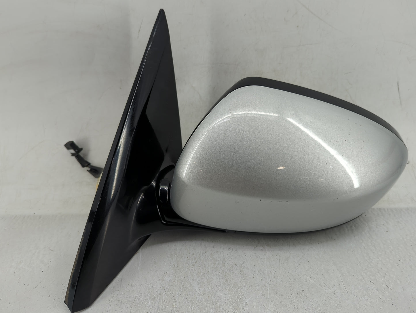 2013-2016 Nissan Pathfinder Driver Side View Mirror - Left Door Mirror OEM Used - Oemusedautoparts1.com