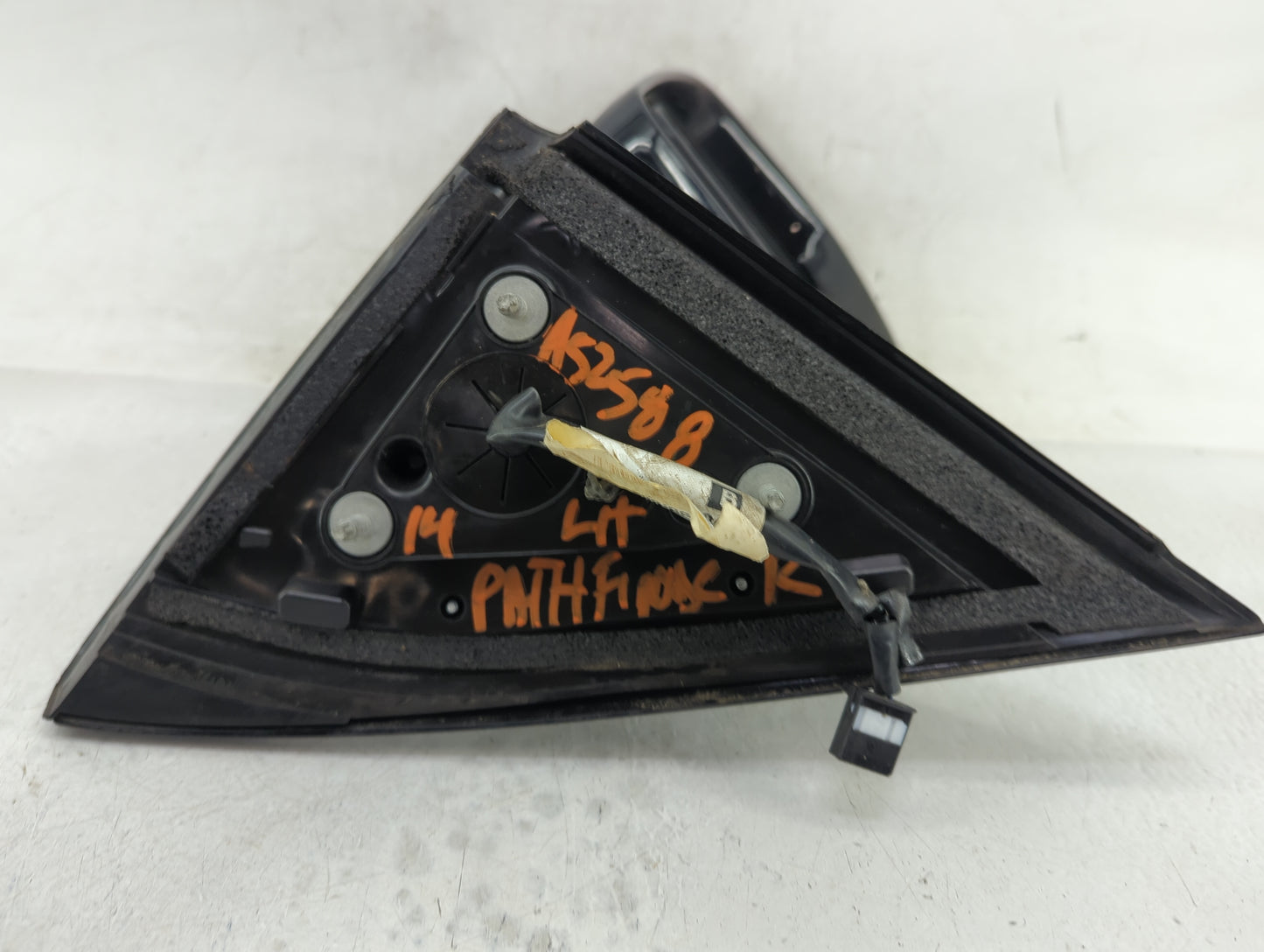 2013-2016 Nissan Pathfinder Driver Side View Mirror - Left Door Mirror OEM Used - Oemusedautoparts1.com
