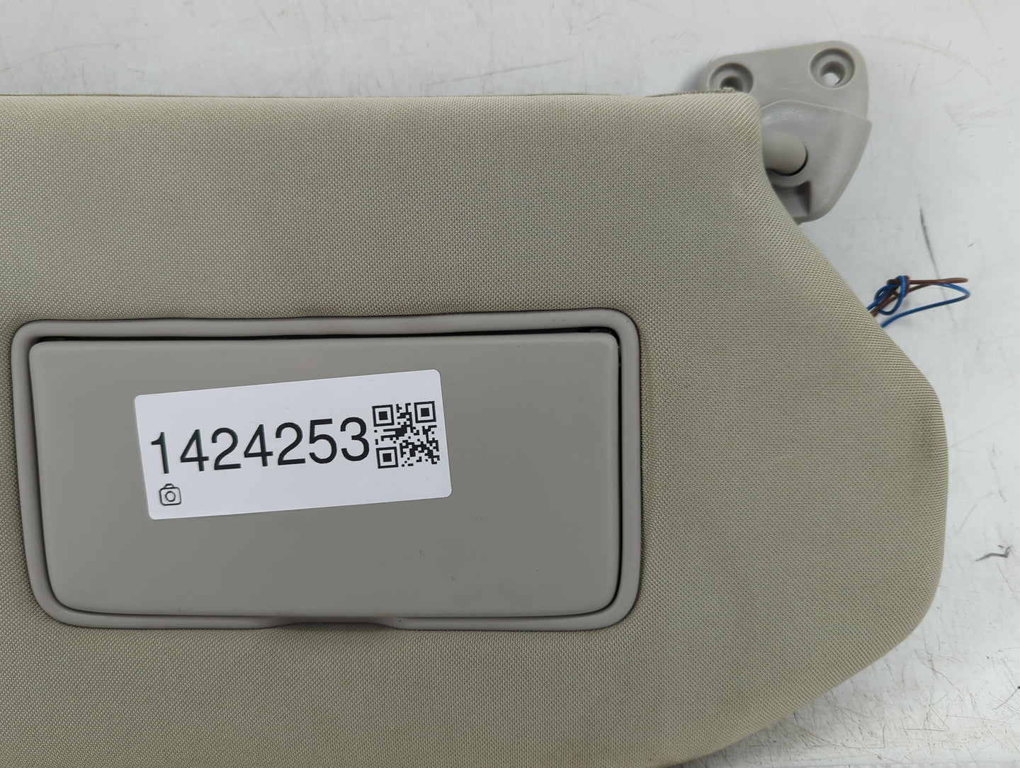 2013-2018 Nissan Pathfinder Sun Visor Shade Replacement Passenger Right Mirror Fits Fits 2013 2014 2015 2016 2017 2018 2019 