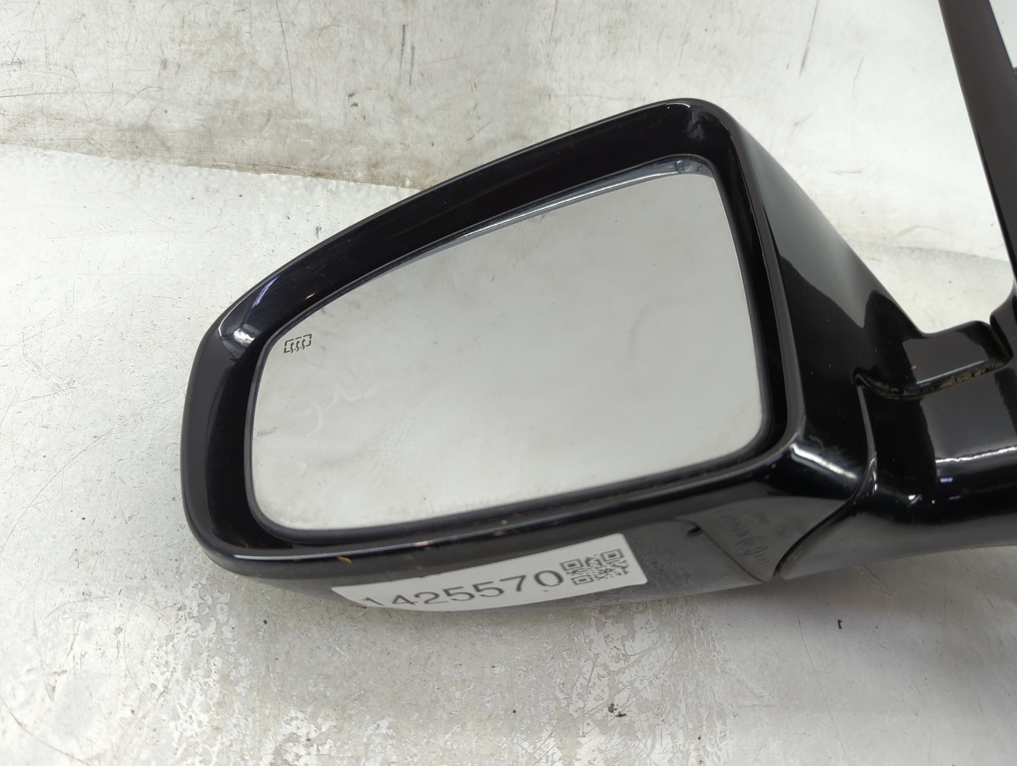 2013-2016 Nissan Pathfinder Driver Side View Mirror - Left Door Mirror OEM Used - Oemusedautoparts1.com