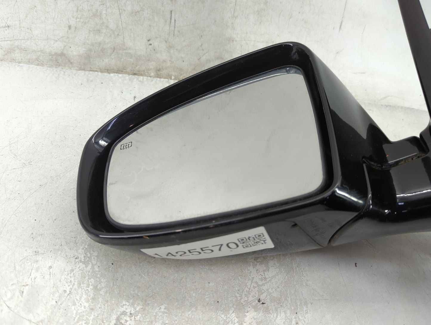 2013-2016 Nissan Pathfinder Driver Side View Mirror - Left Door Mirror OEM Used - Oemusedautoparts1.com