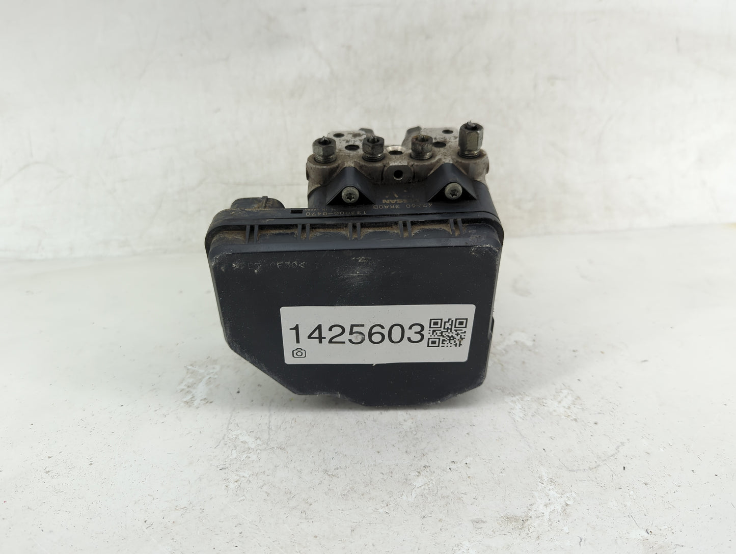 2013-2014 Nissan Pathfinder ABS Pump Control Module Replacement P/N:47660 3KA0B Fits Fits 2013 2014 OEM Used Auto Parts - Oe