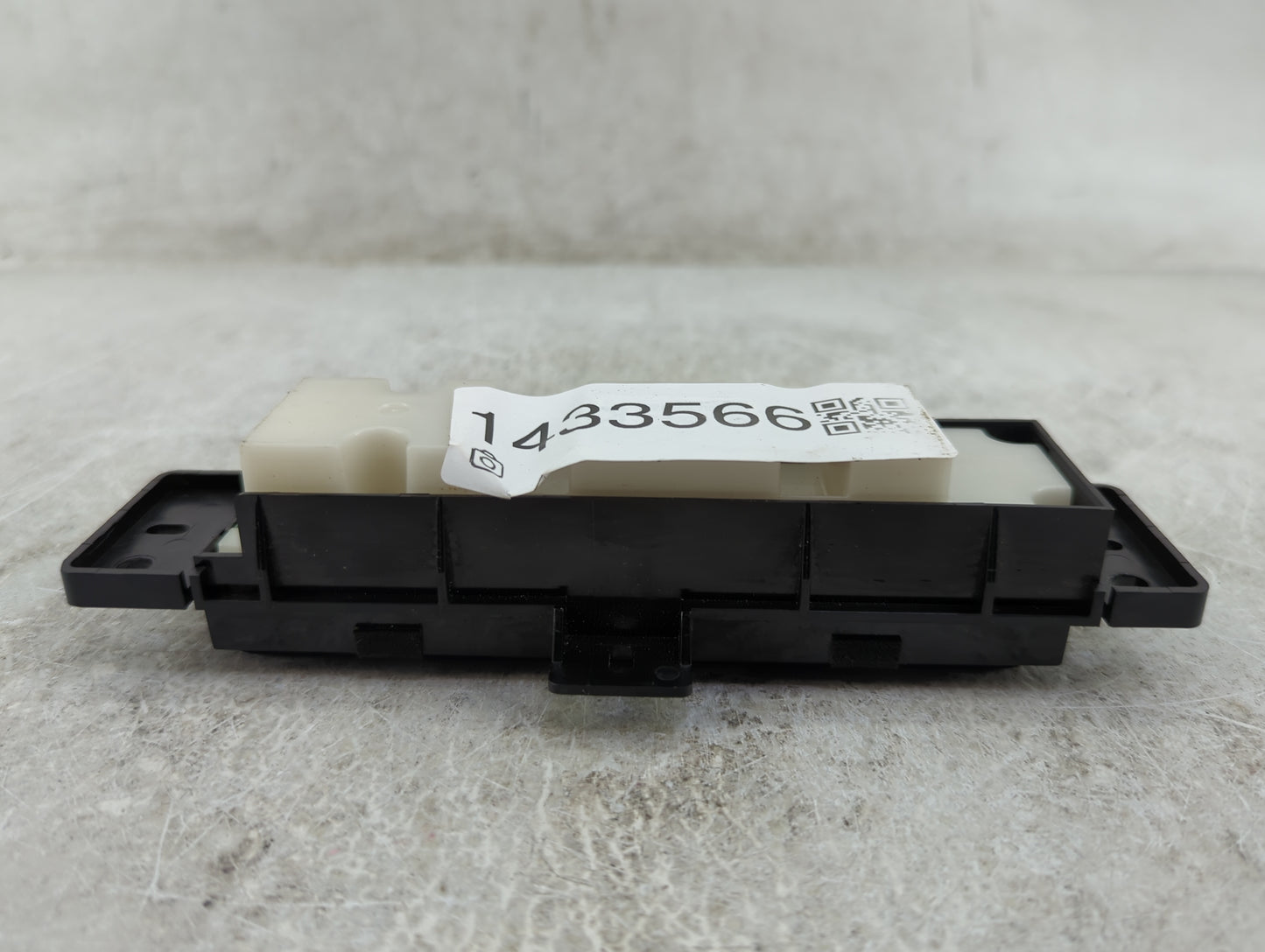 2013-2016 Nissan Pathfinder Climate Control Module Temperature AC/Heater Replacement P/N:275113KA0A 275113KA0A-E Fits OEM Us