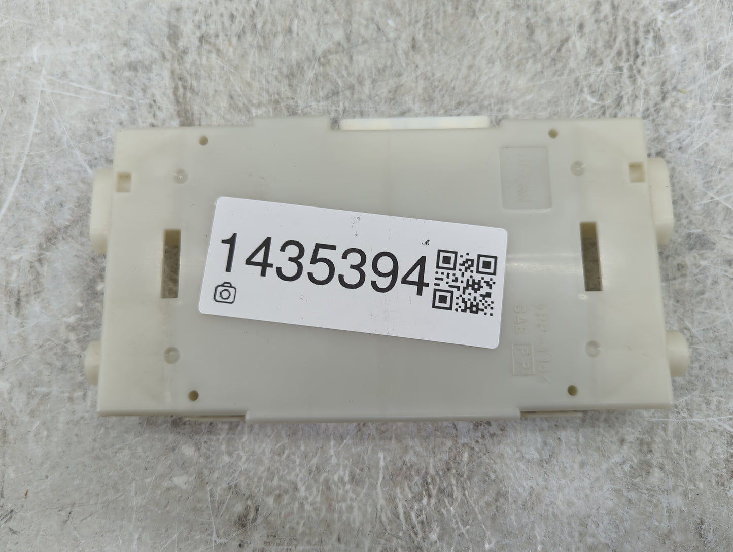 2014 Nissan Pathfinder Radio AM FM Cd Player Receiver Replacement P/N:27760 3KA3A Fits OEM Used Auto Parts - Oemusedautopart