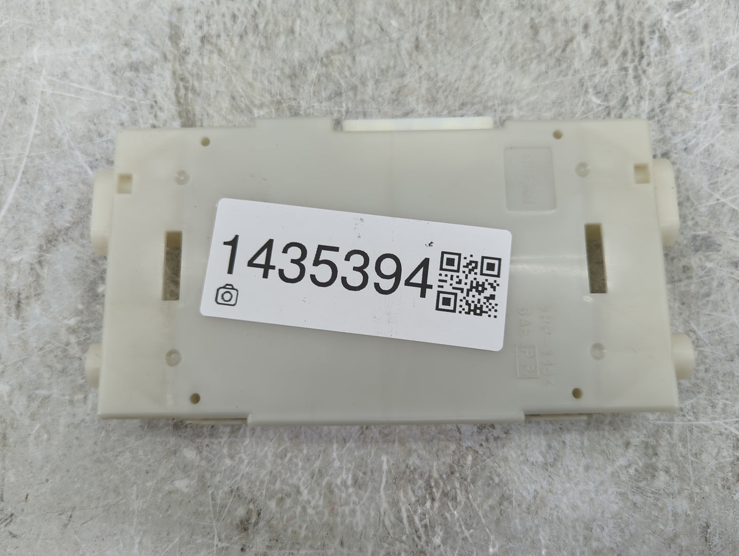 2013-2013 Nissan Pathfinder Temperature Control Module 27760 3ka3a - Oemusedautoparts1.com