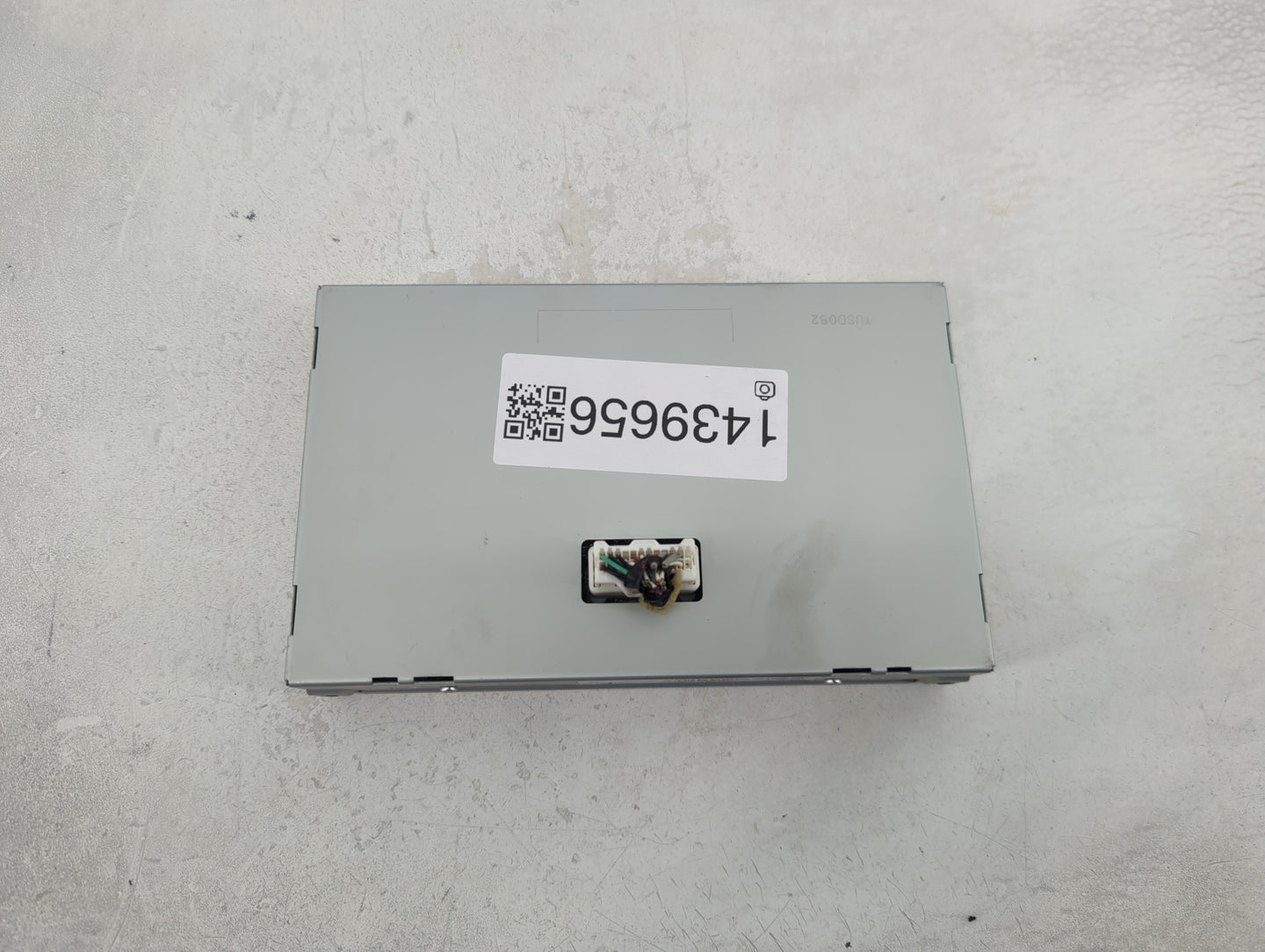 2013-2016 Nissan Pathfinder Information Display Screen - Oemusedautoparts1.com
