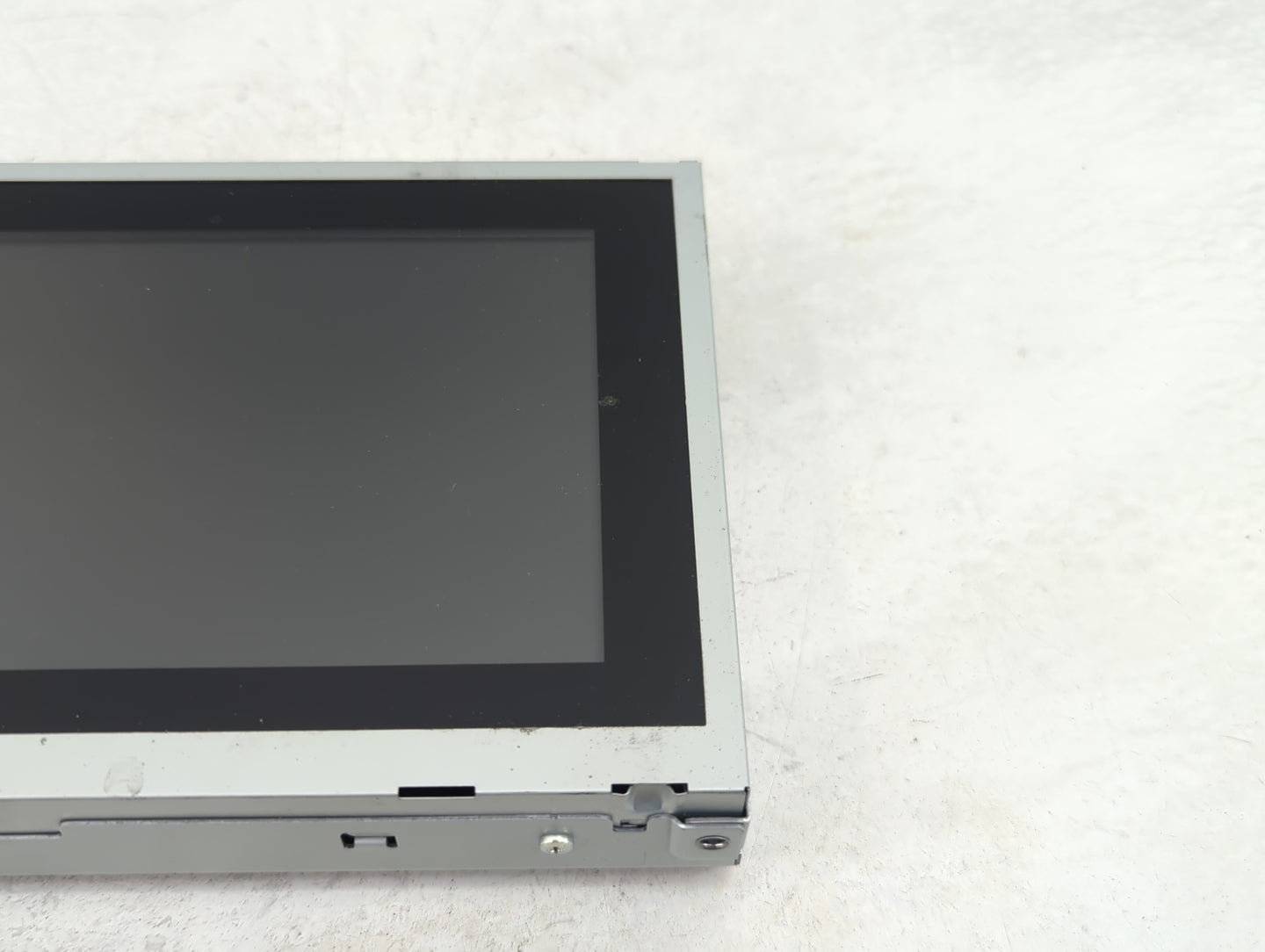 2013-2016 Nissan Pathfinder Information Display Screen - Oemusedautoparts1.com