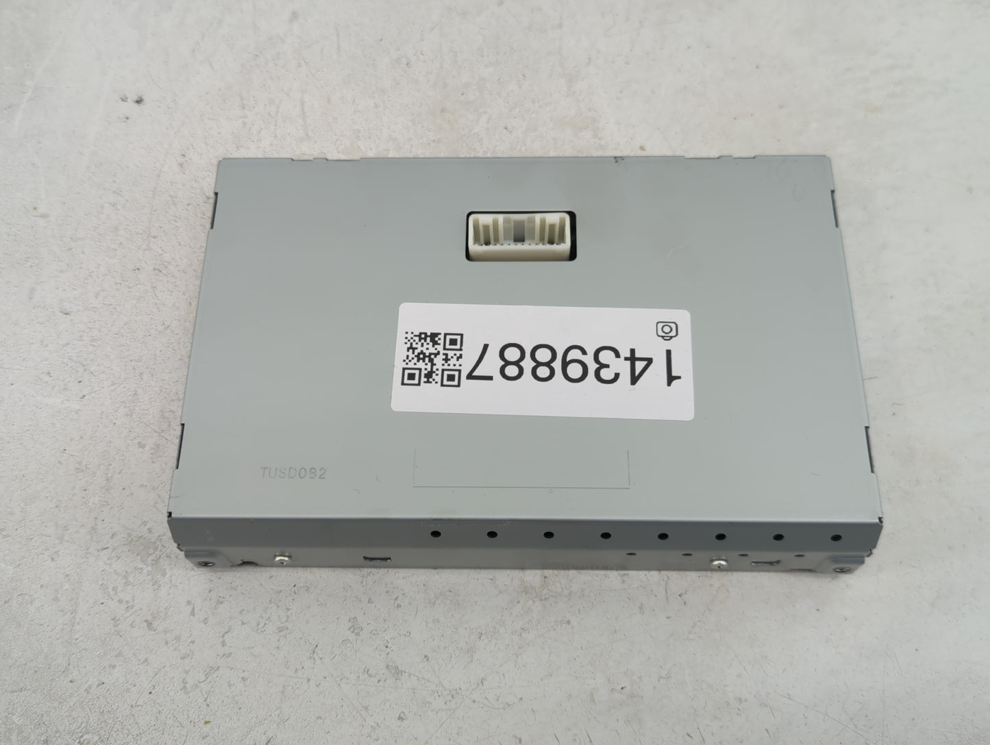 2013-2016 Nissan Pathfinder Information Display Screen - Oemusedautoparts1.com