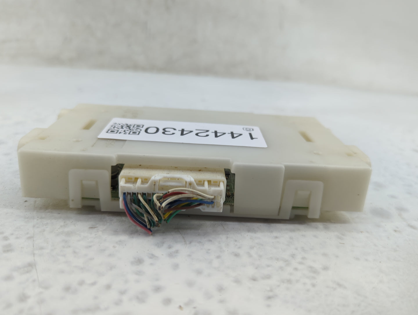 Nissan Pathfinder Temperature Control Module 27760 3ka3a|27760 3ka3a--a - Oemusedautoparts1.com