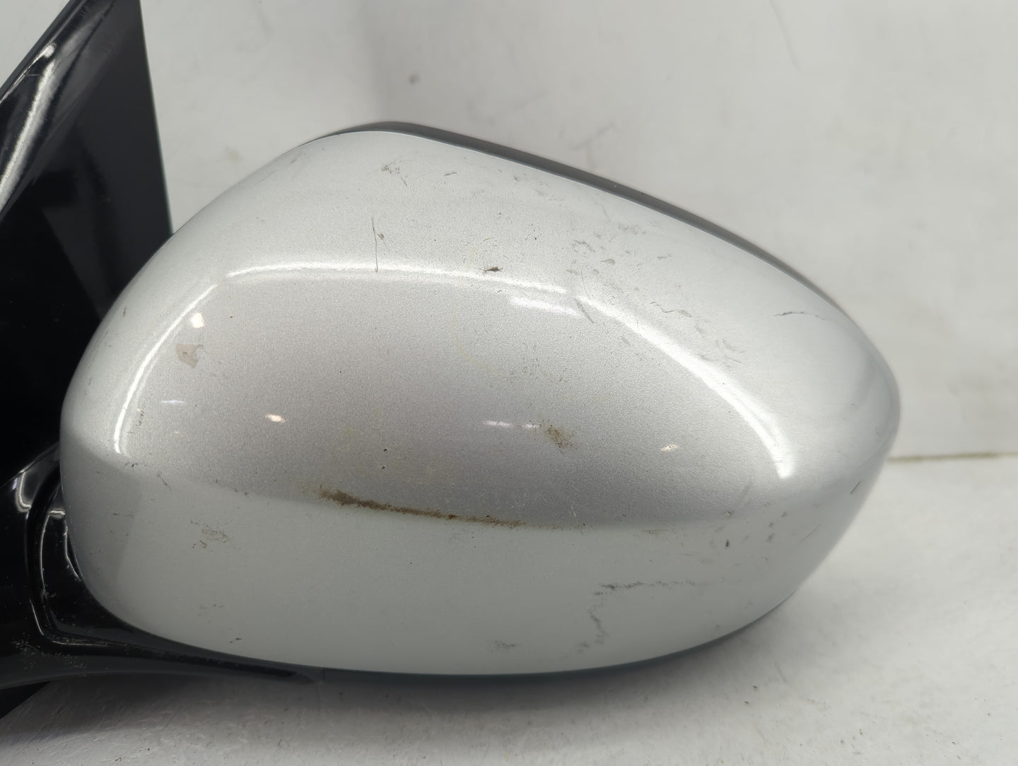 2013-2016 Nissan Pathfinder Driver Side View Mirror - Left Door Mirror OEM Used - Oemusedautoparts1.com