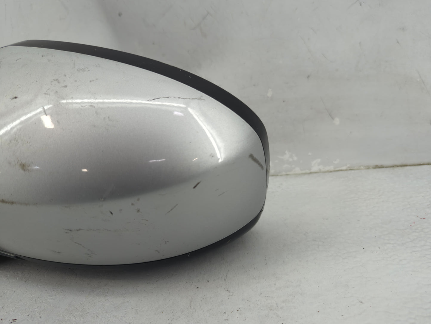 2013-2016 Nissan Pathfinder Driver Side View Mirror - Left Door Mirror OEM Used - Oemusedautoparts1.com