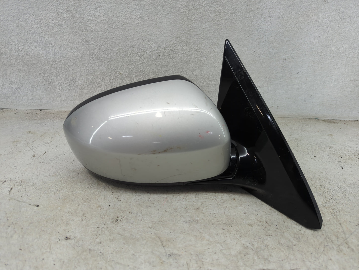 2013-2016 Nissan Pathfinder Passenger Side View Mirror - Right Door Mirror OEM Used - Oemusedautoparts1.com