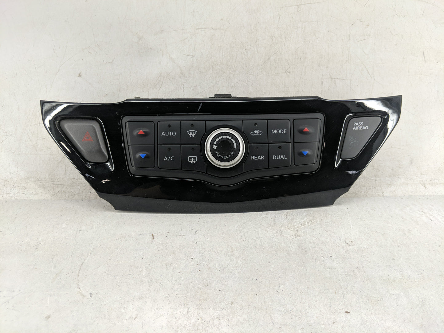 2013-2016 Nissan Pathfinder Climate Control Module Temperature AC/Heater Replacement P/N:27500 3KA2A 275003KA2A Fits OEM Use