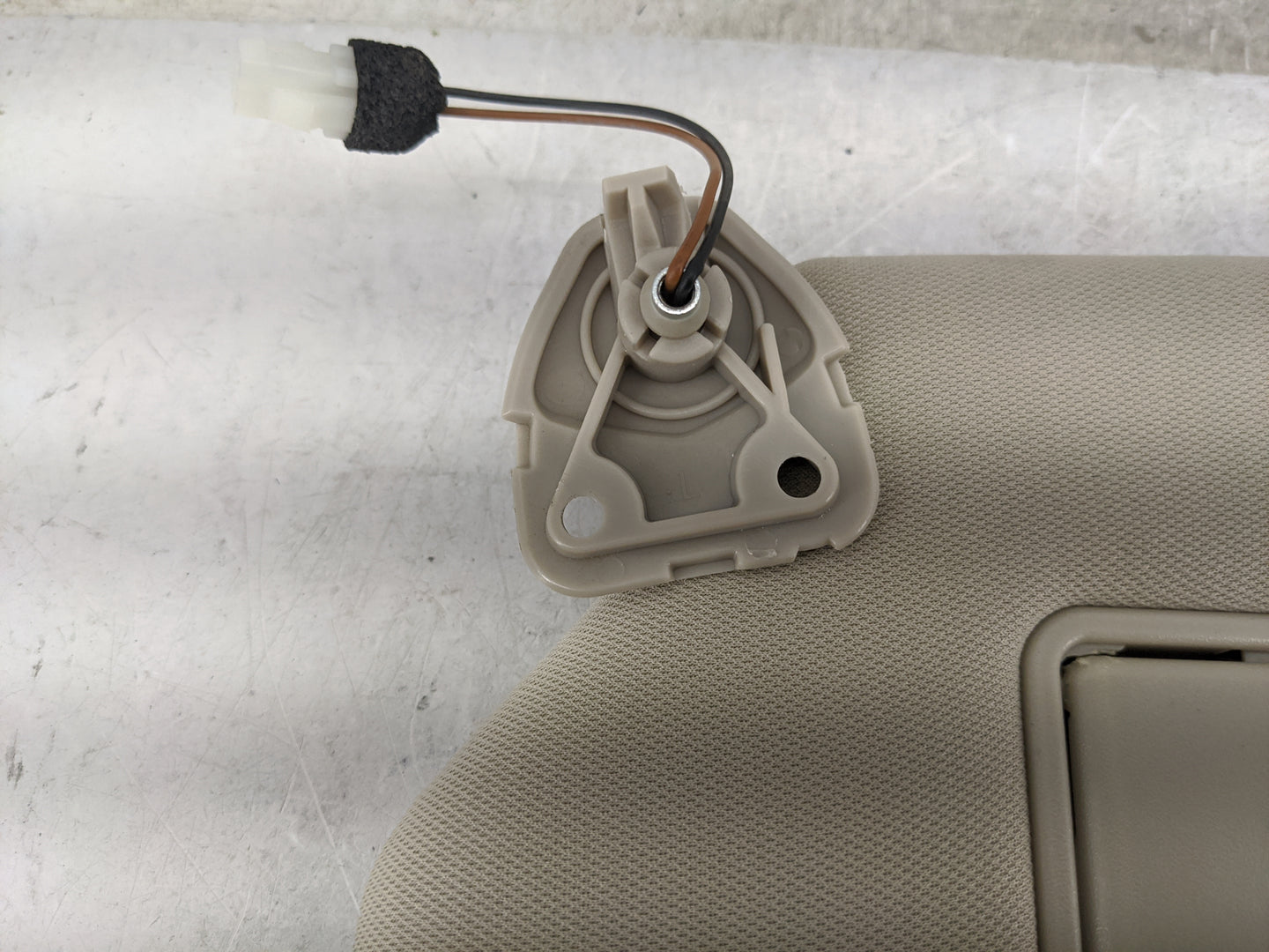 2013-2018 Nissan Pathfinder Sun Visor Shade Replacement Driver Left Mirror Fits Fits 2013 2014 2015 2016 2017 2018 2019 OEM 