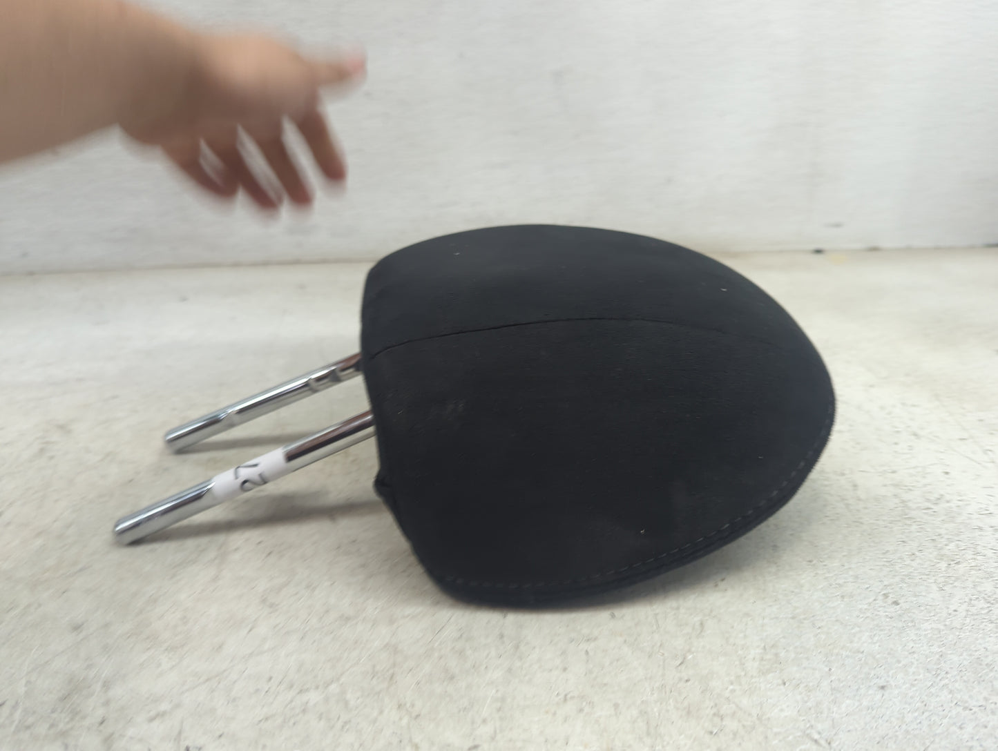 2014 Nissan Pathfinder Headrest Head Rest Rear Seat Fits OEM Used Auto Parts - Oemusedautoparts1.com