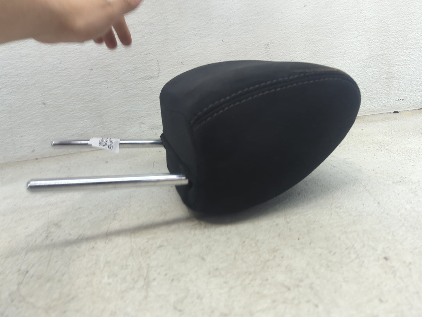 2014 Nissan Pathfinder Headrest Head Rest Rear Seat Fits OEM Used Auto Parts - Oemusedautoparts1.com