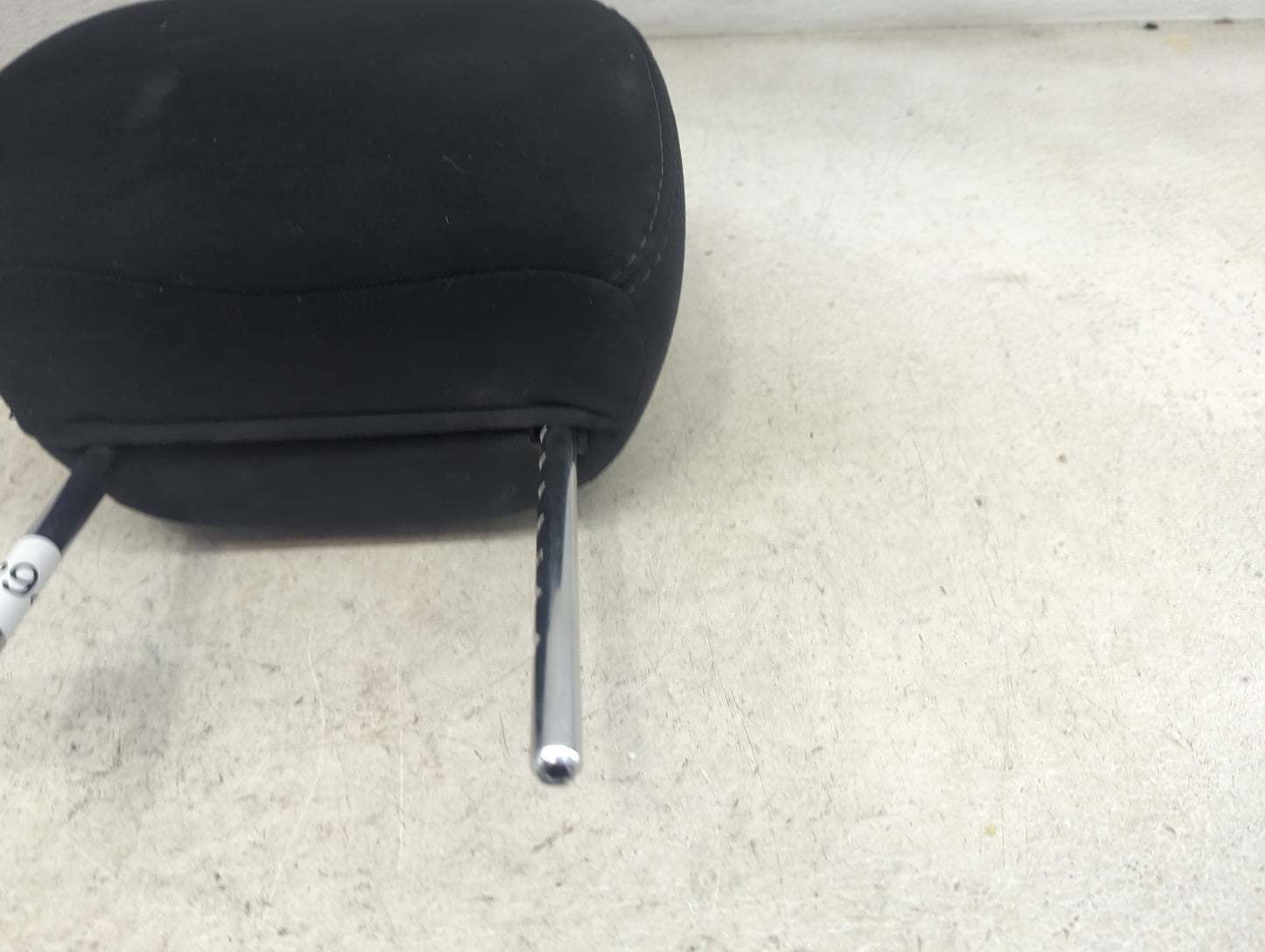2014 Nissan Pathfinder Headrest Head Rest Front Driver Seat Black 1472948 - Oemusedautoparts1.com