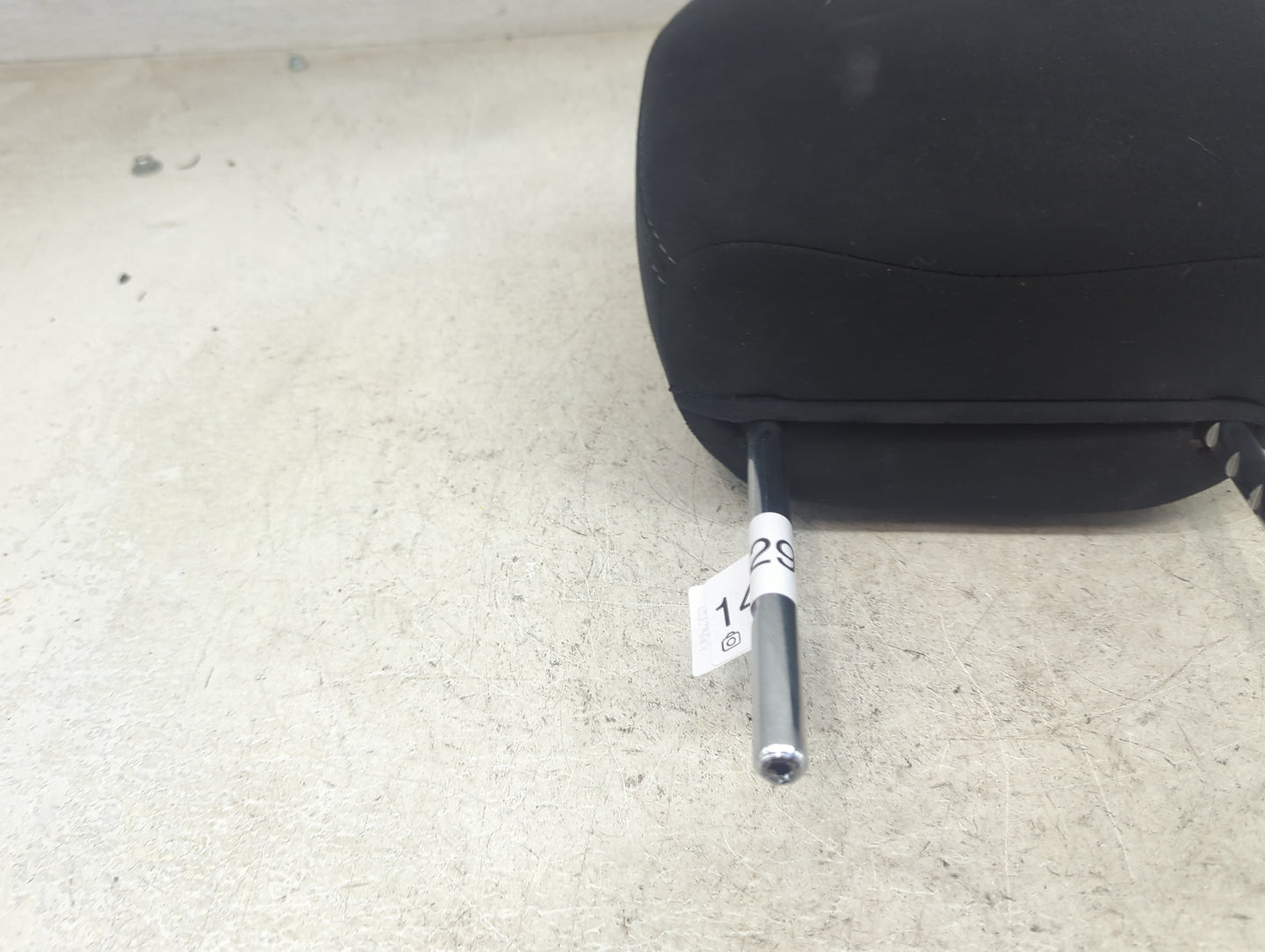 2014 Nissan Pathfinder Headrest Head Rest Front Driver Seat Black 1472948 - Oemusedautoparts1.com