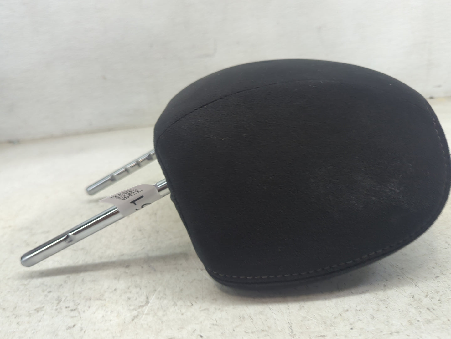 2014 Nissan Pathfinder Headrest Head Rest Front Driver Passenger Seat Fits OEM Used Auto Parts - Oemusedautoparts1.com
