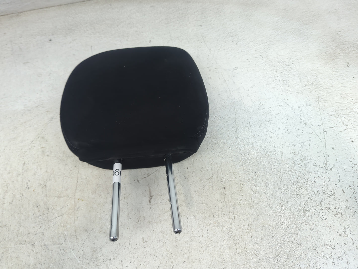 2014 Nissan Pathfinder Headrest Head Rest Rear Center Seat Fits OEM Used Auto Parts - Oemusedautoparts1.com