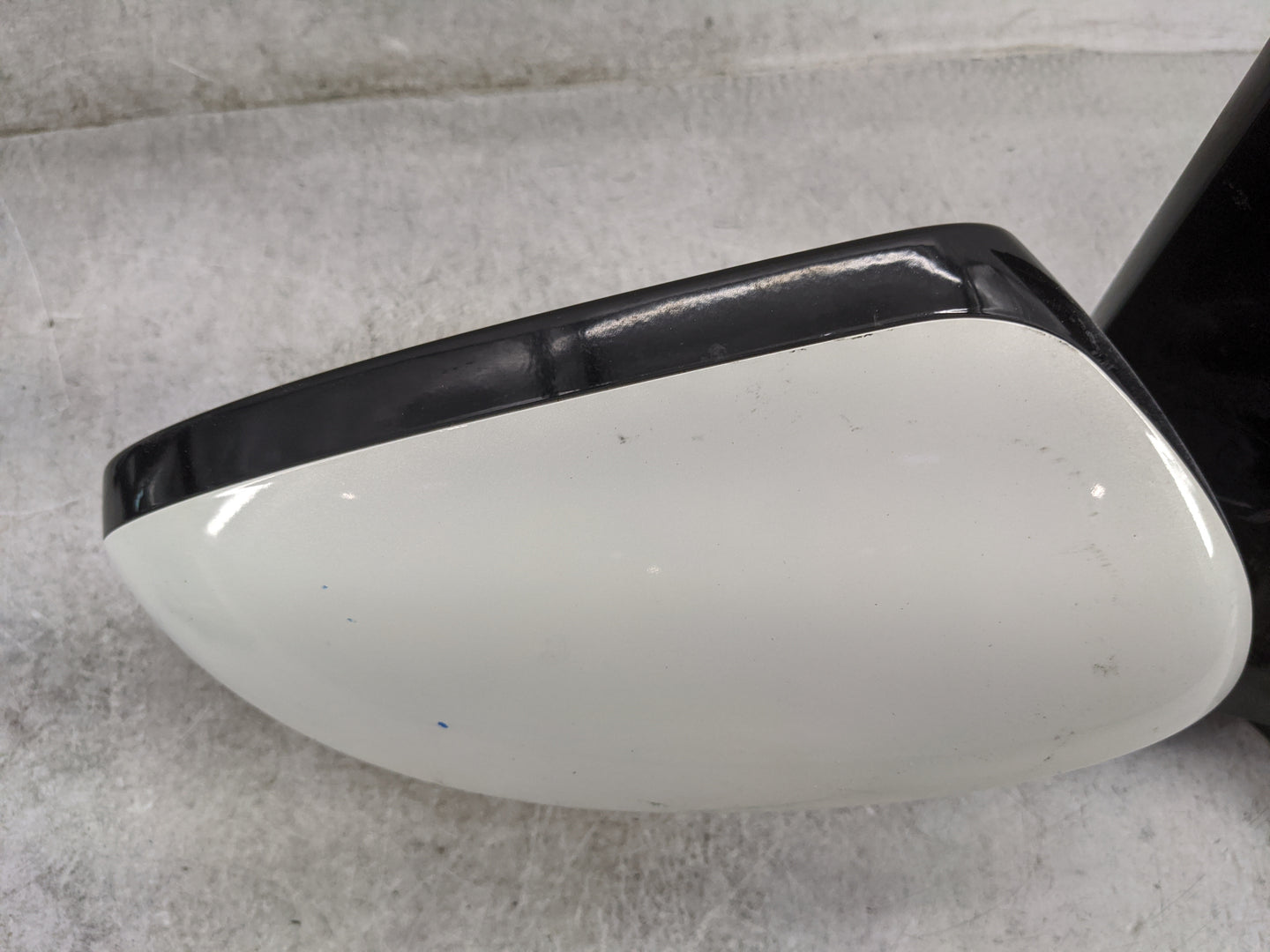 2013-2016 Nissan Pathfinder Passenger Side View Mirror - Right Door Mirror OEM Used - Oemusedautoparts1.com