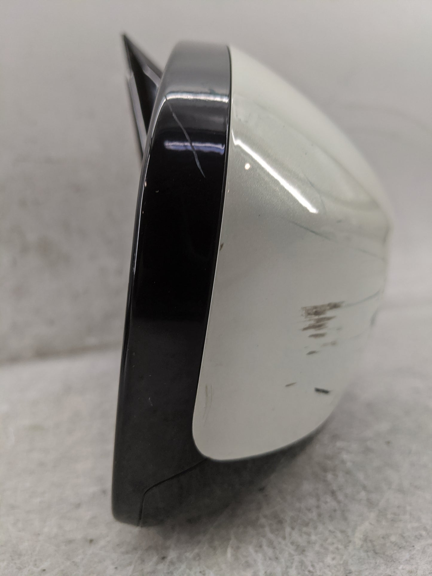 2013-2016 Nissan Pathfinder Passenger Side View Mirror - Right Door Mirror OEM Used - Oemusedautoparts1.com