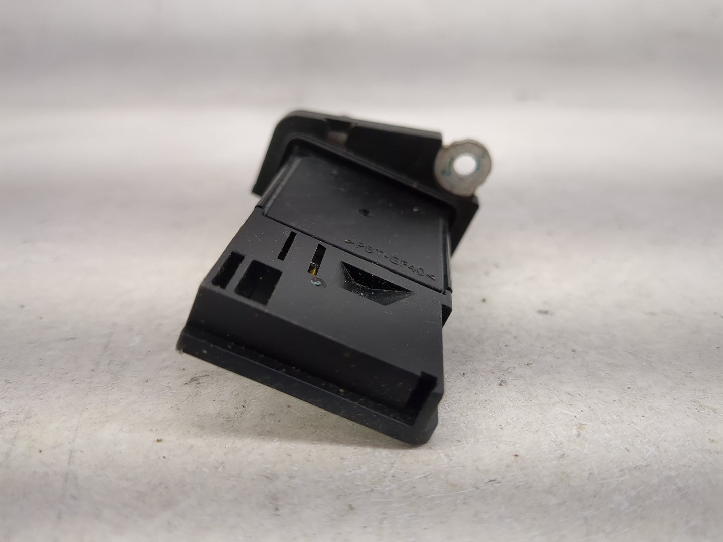 2005-2014 Nissan Pathfinder Mass Air Flow Meter Maf 1485431 - Oemusedautoparts1.com