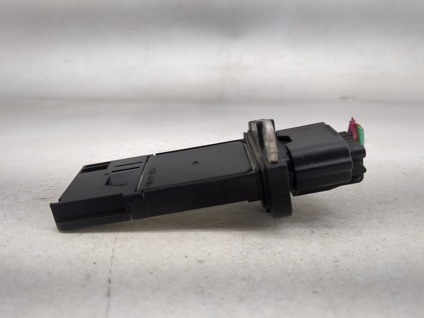 2005-2014 Nissan Pathfinder Mass Air Flow Meter Maf 1485945 - Oemusedautoparts1.com