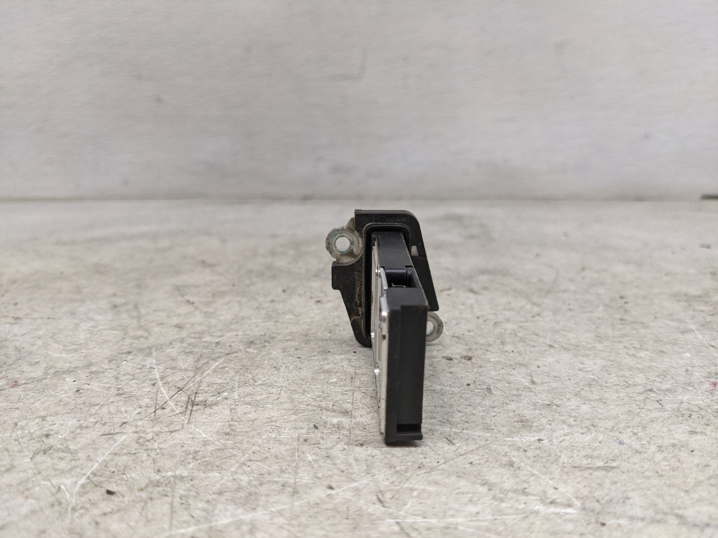 2005-2014 Nissan Pathfinder Mass Air Flow Meter Maf 1486297 - Oemusedautoparts1.com