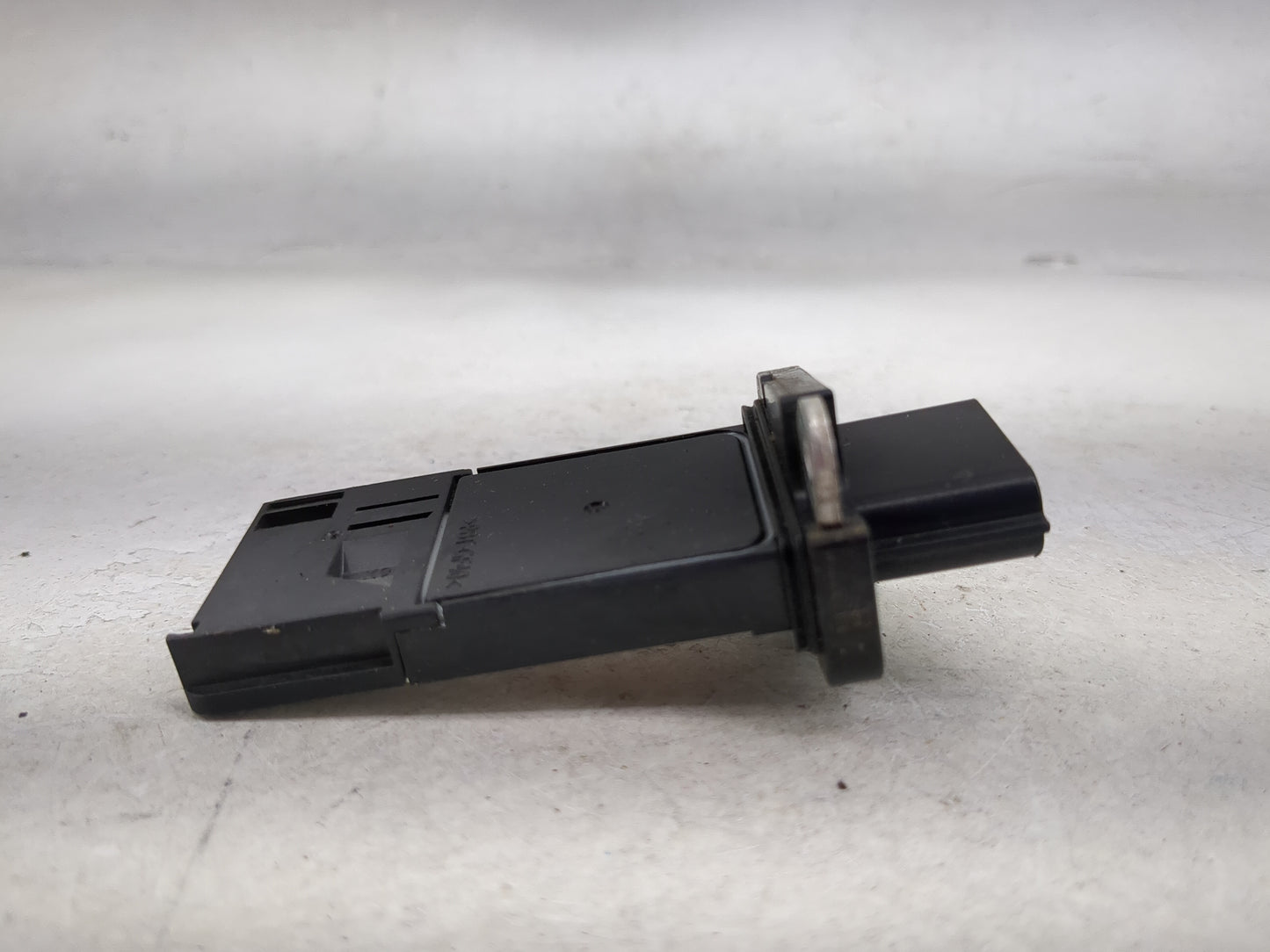 2005-2014 Nissan Pathfinder Mass Air Flow Meter Maf 1486347 - Oemusedautoparts1.com