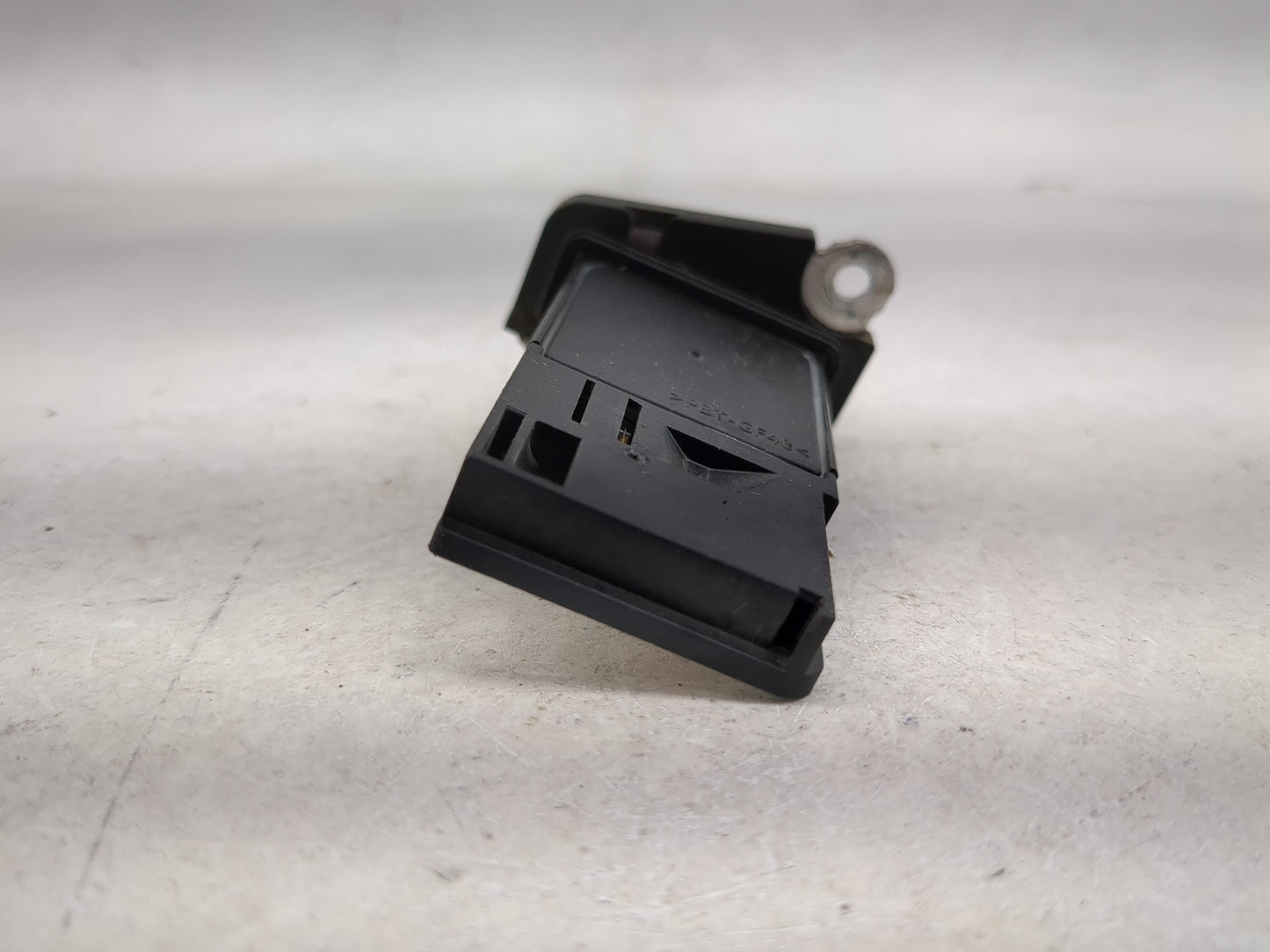 2005-2014 Nissan Pathfinder Mass Air Flow Meter Maf 1486347 - Oemusedautoparts1.com