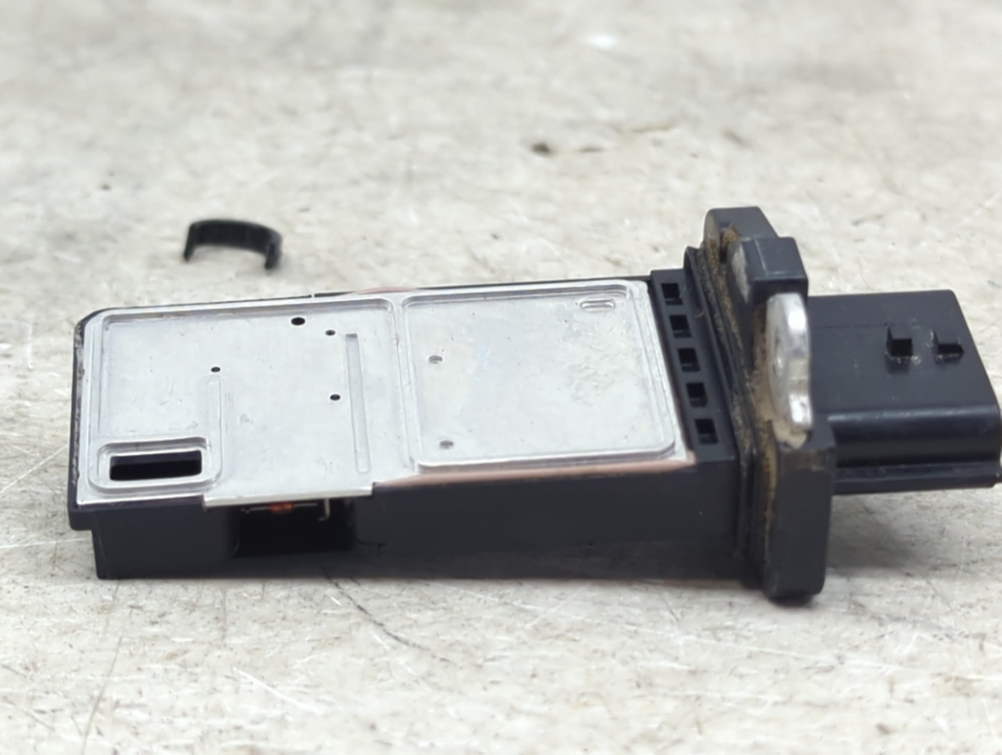 2005-2014 Nissan Pathfinder Mass Air Flow Meter Maf 1486417 - Oemusedautoparts1.com