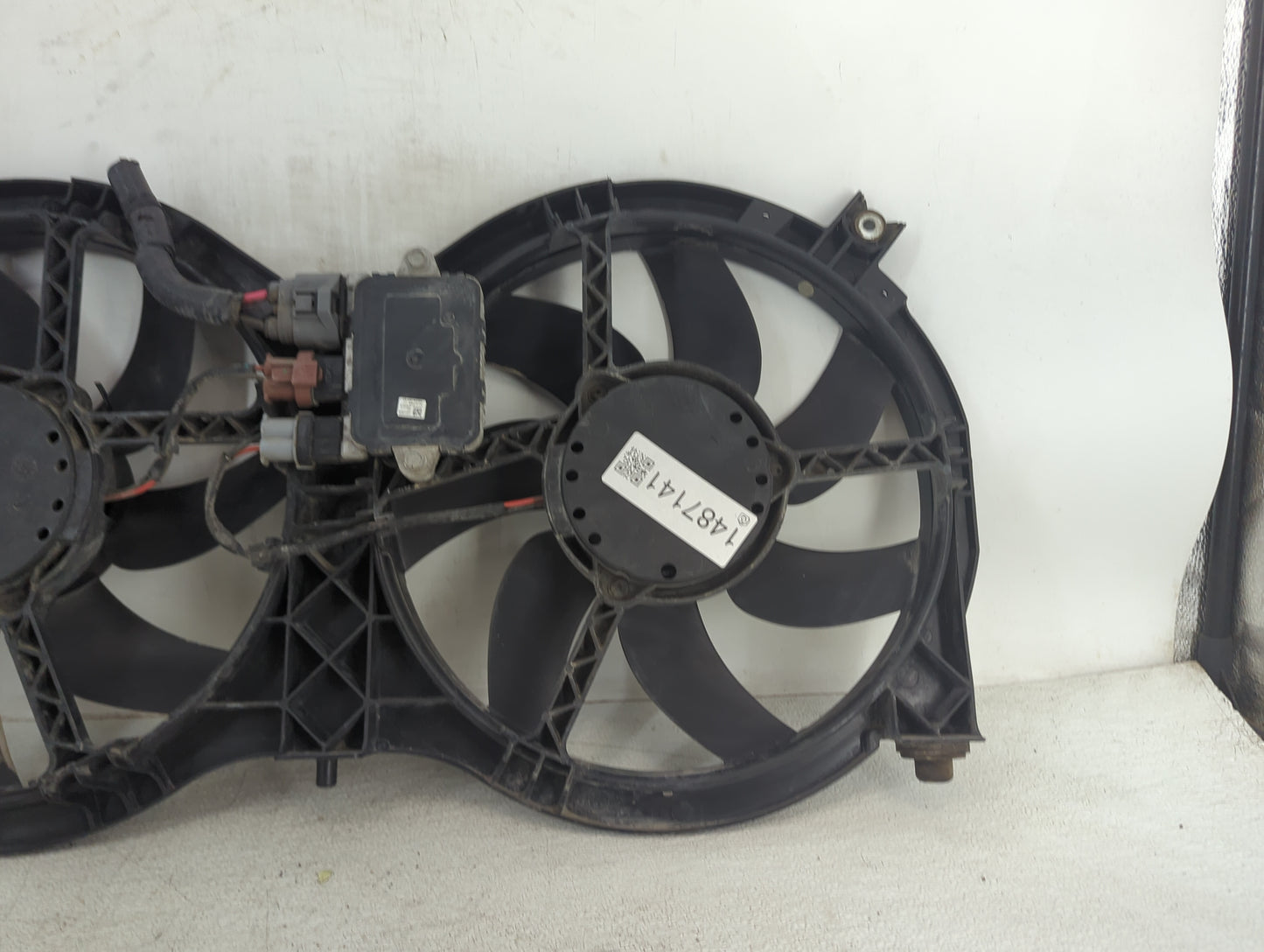 2013-2022 Nissan Pathfinder Electric Radiator Cooling Fan Motor Assembly P/N:214839JA0A Fits OEM Used Auto Parts - Oemusedau